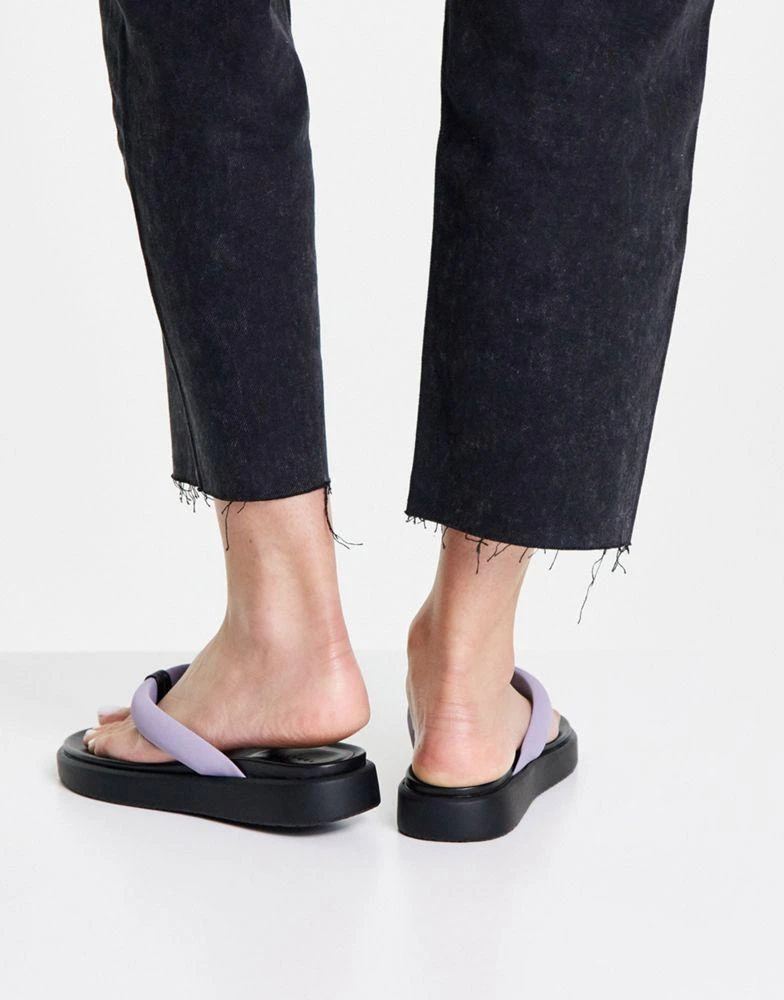 商品Topshop|Topshop Pharo chunky toe post in lilac,价格¥150,第2张图片详细描述