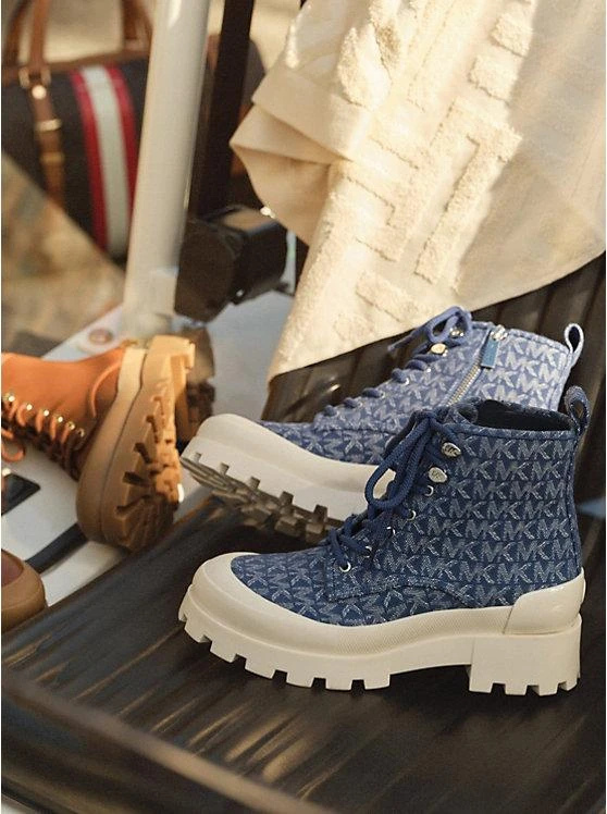 商品Michael Kors|Payton Denim Jacquard Combat Boot,价格¥894,第5张图片详细描述