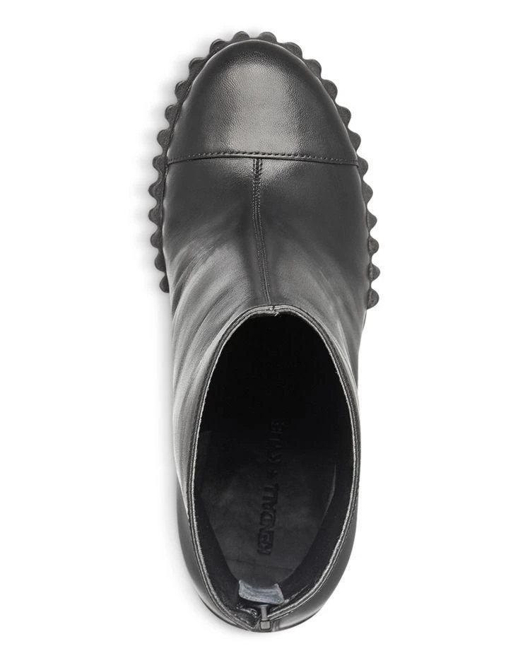 商品KENDALL and KYLIE|Women's Cadence Leather Platform High Heel Booties,价格¥1011,第3张图片详细描述