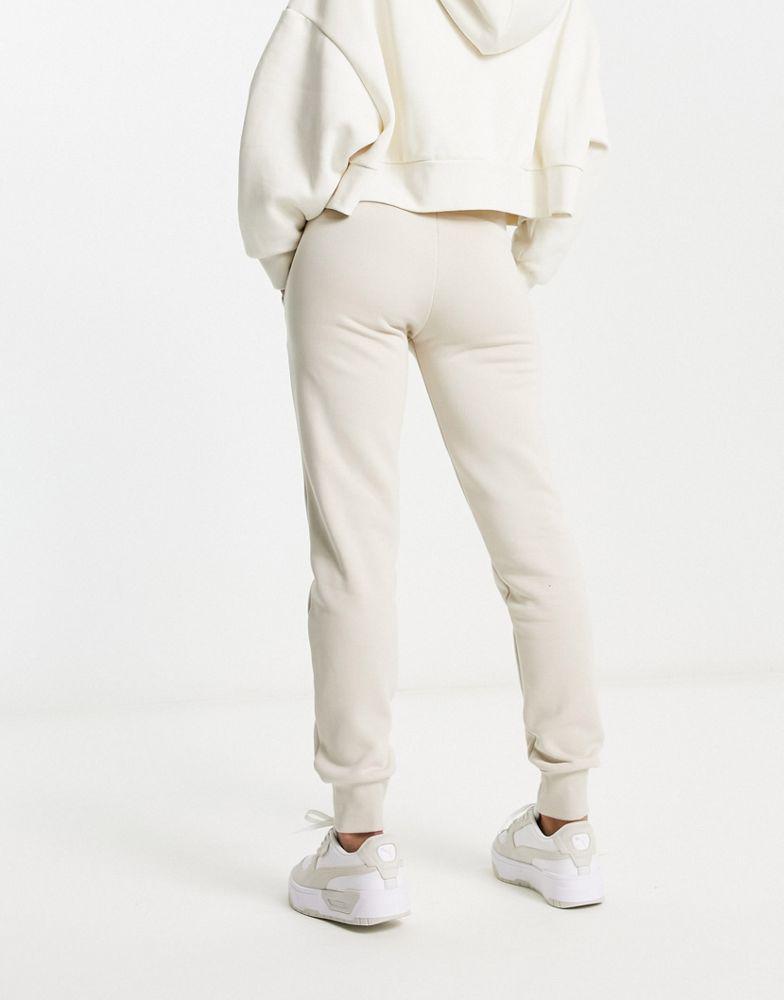 商品Puma|Puma essentials small logo joggers in off white,价格¥221,第5张图片详细描述