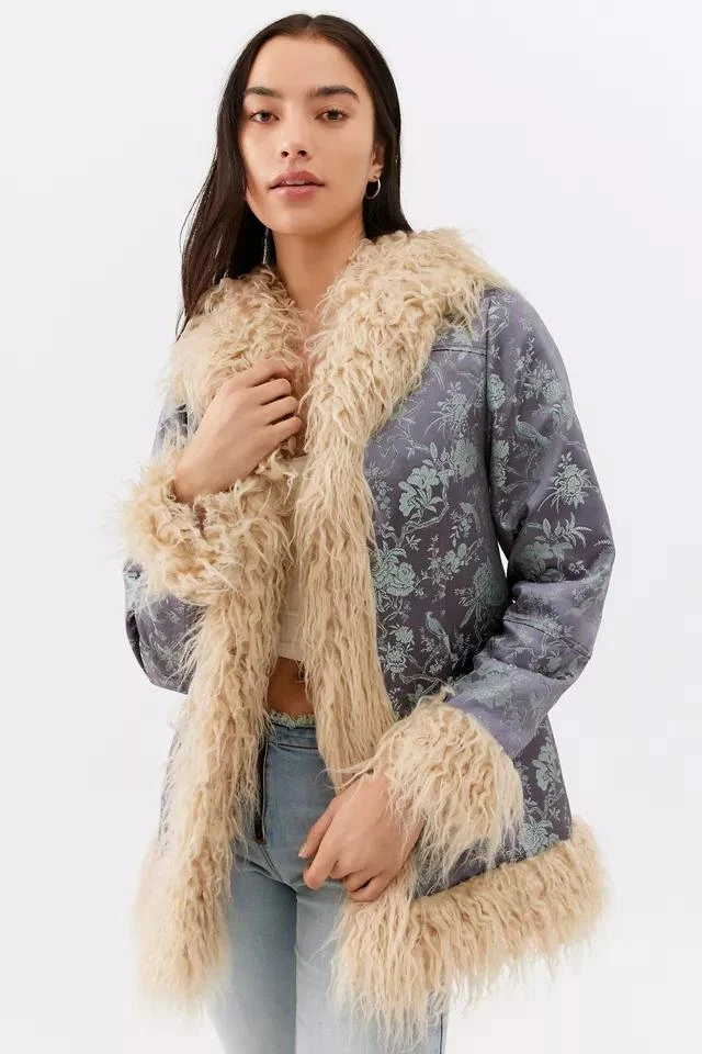 商品Urban Outfitters|UO Amber Brocade Faux Fur Coat,价格¥378,第2张图片详细描述