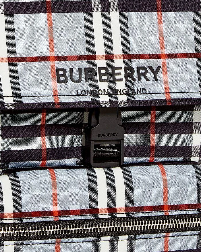 商品Burberry|Unisex Dewey Vintage Check Nylon Backpack,价格¥3410,第3张图片详细描述