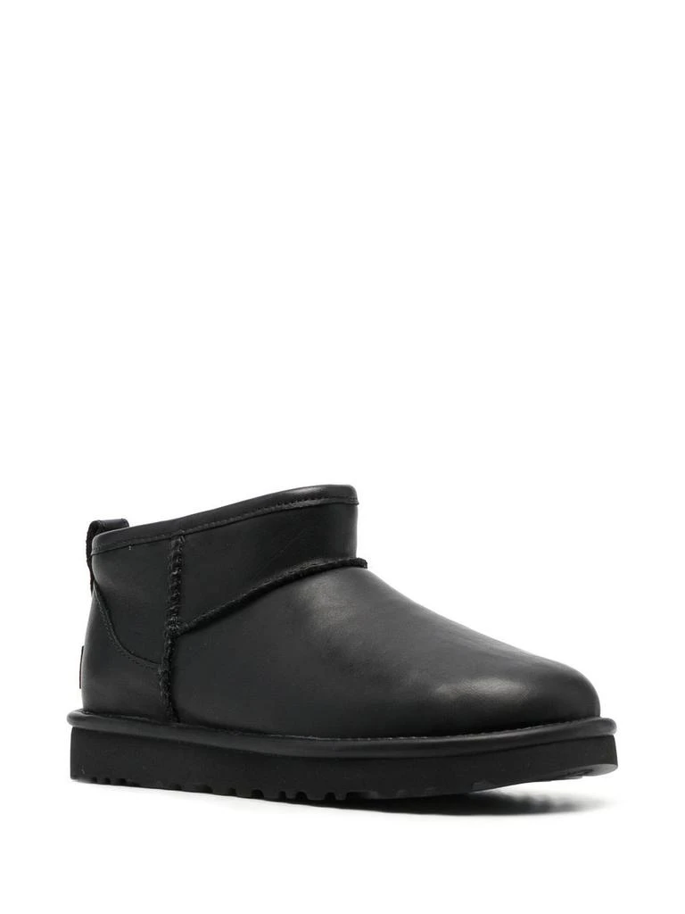 商品UGG|UGG AUSTRALIA - Classic Ultra Mini Leather Ankle Boots,价格¥1417,第2张图片详细描述