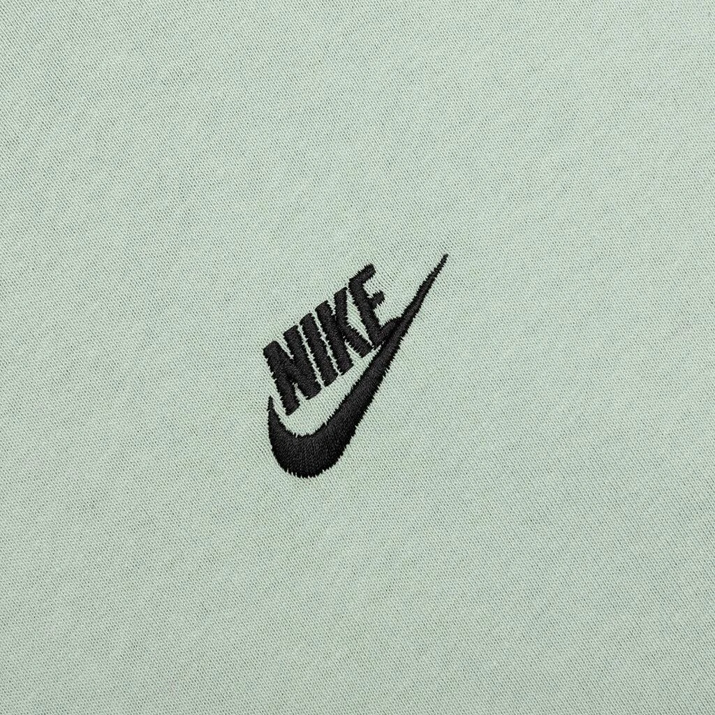 商品NIKE|Nike Sportswear Premium Essentials T-Shirt - Seafoam/Black,价格¥304,第3张图片详细描述