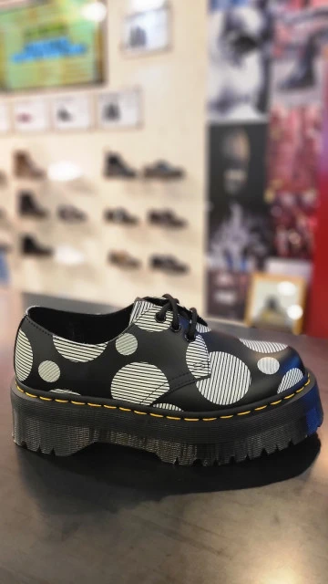 【Brilliant|包邮包税】马汀博士 马丁靴 1461 Quad Black+White Polka Dot Smooth 26879009 商品