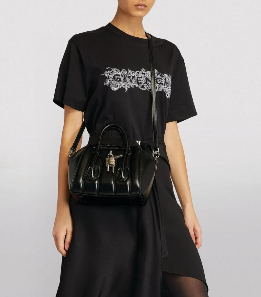 商品Givenchy|Mini Leather Antigona Lock Top-Handle Bag,价格¥20023,第2张图片详细描述