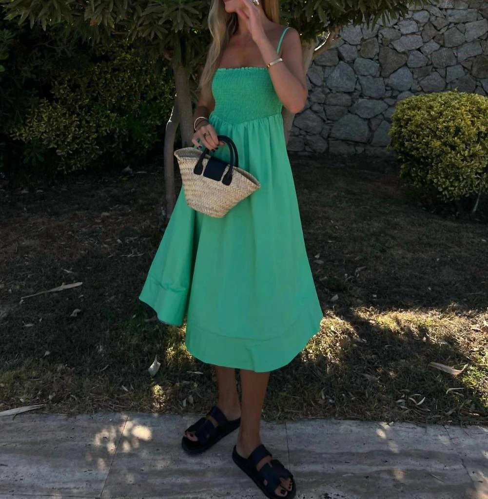 商品Glamorous|Gracie Smocked Midi In Green,价格¥581,第3张图片详细描述