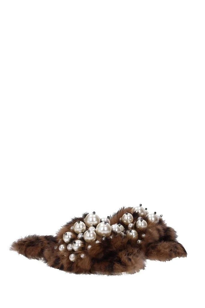 商品Miu Miu|Slippers and clogs Fur Brown,价格¥2969,第2张图片详细描述