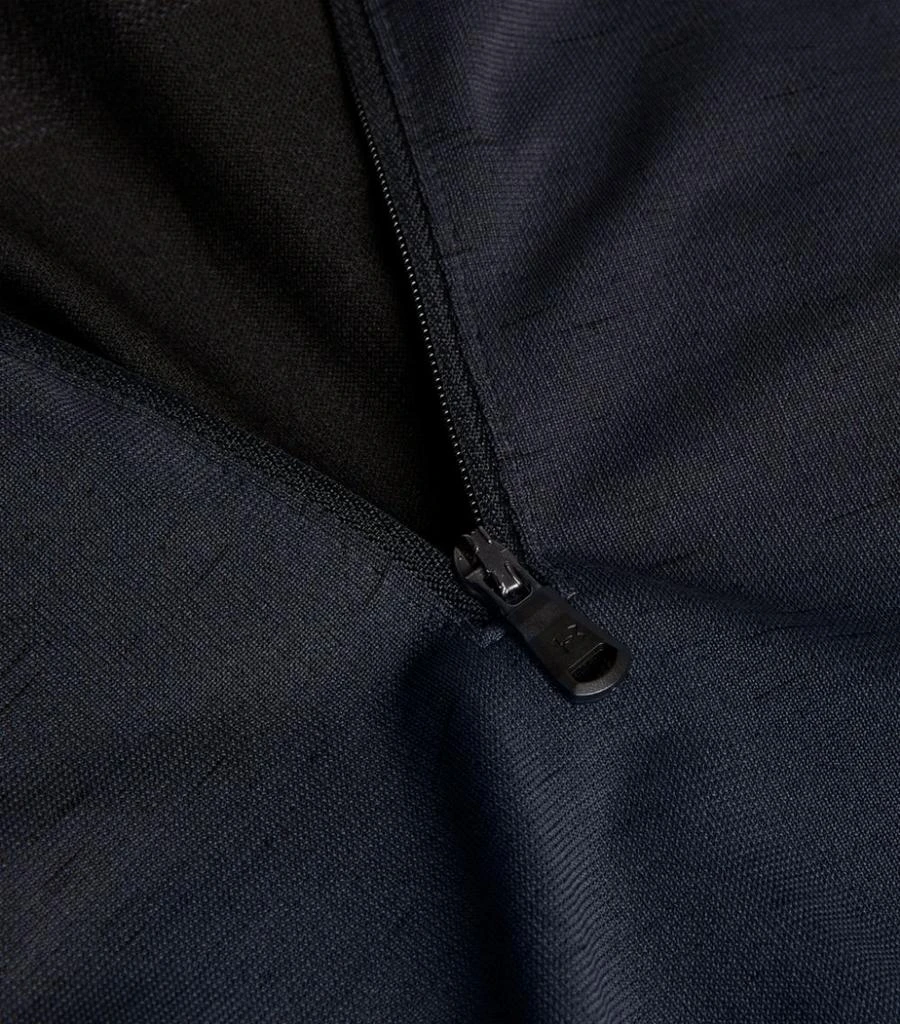 商品Under Armour|Seamless Half-Zip Sweater,价格¥511,第5张图片详细描述