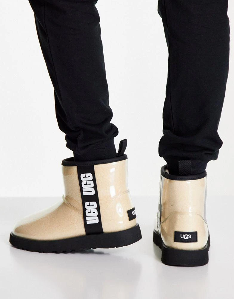 商品UGG|UGG Classic Clear Mini ankle boots in natural,价格¥975,第2张图片详细描述