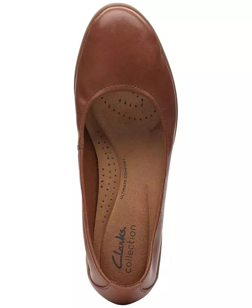 商品Clarks|Women's Jenette Ease Round-Toe Slip-On Flats,价格¥283,第4张图片详细描述