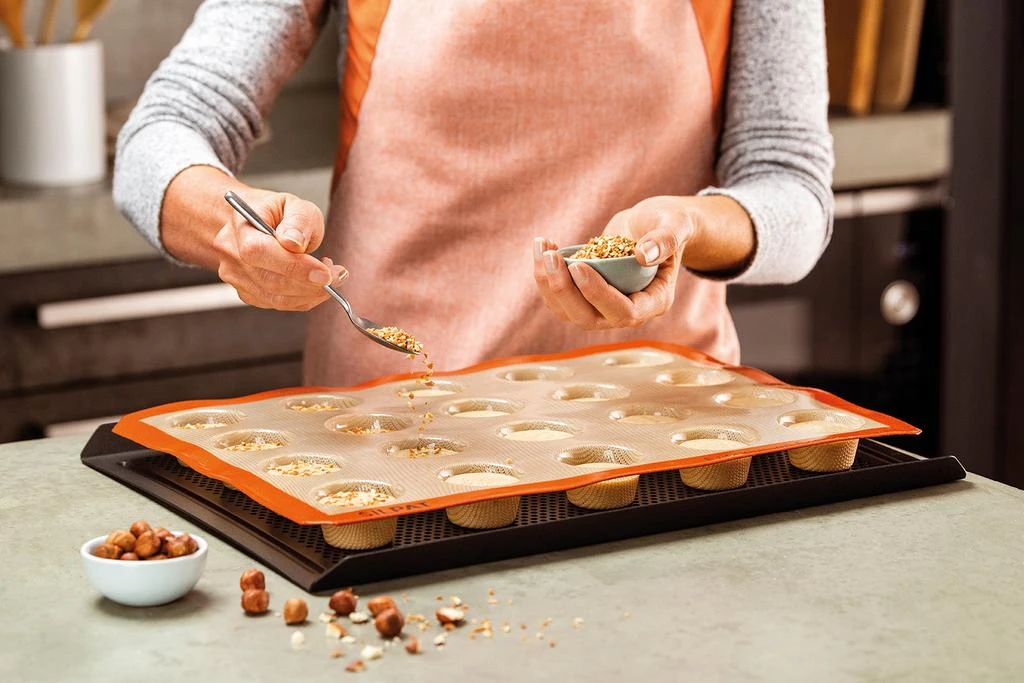 商品Silpat|Perfect Non-Stick Mini Muffin Mold,价格¥514,第4张图片详细描述