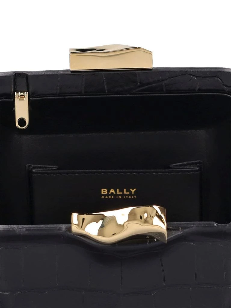 商品Bally|Embossed Leather Clutch,价格¥14644,第5张图片详细描述