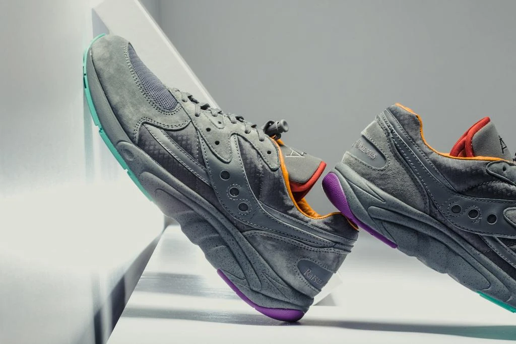 Saucony Originals X Raised by Wolves AYA "Asphalt Jungle" - Grey/Multi 商品