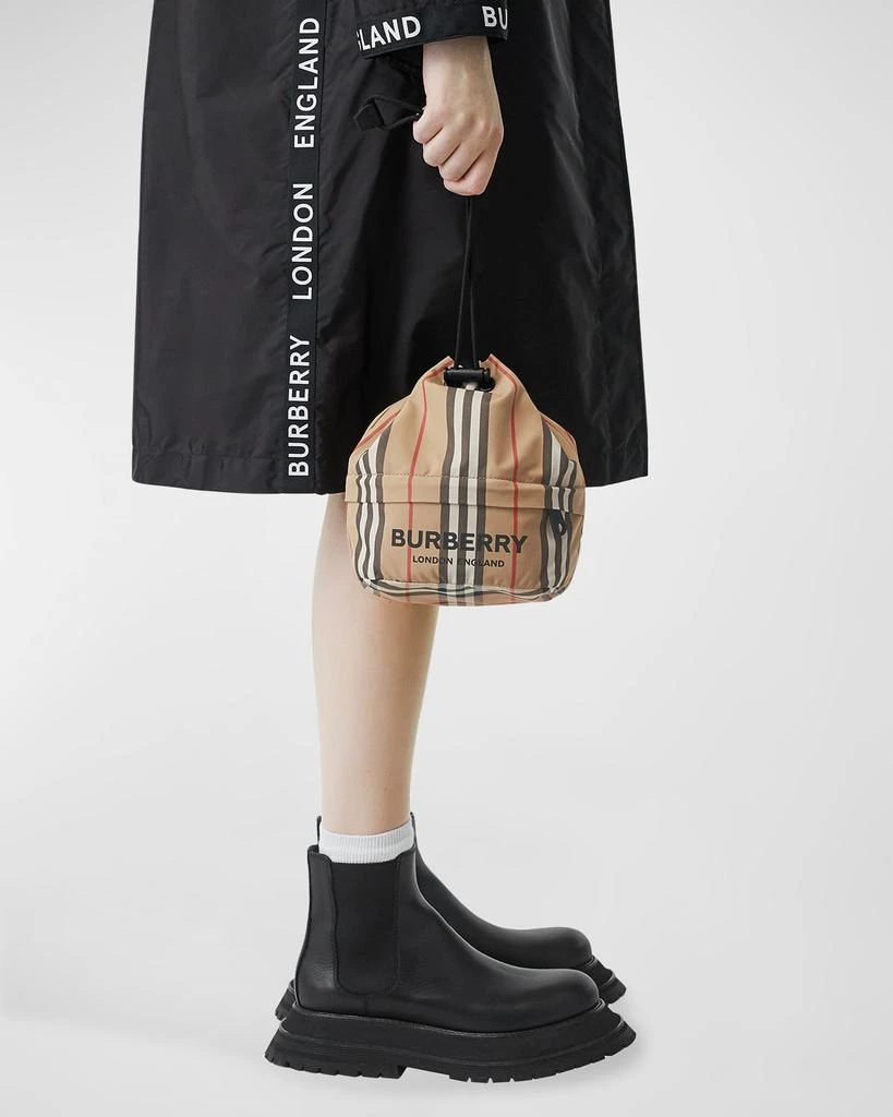 商品Burberry|Phoebe Heritage Stripe Bucket Bag,价格¥2363,第4张图片详细描述