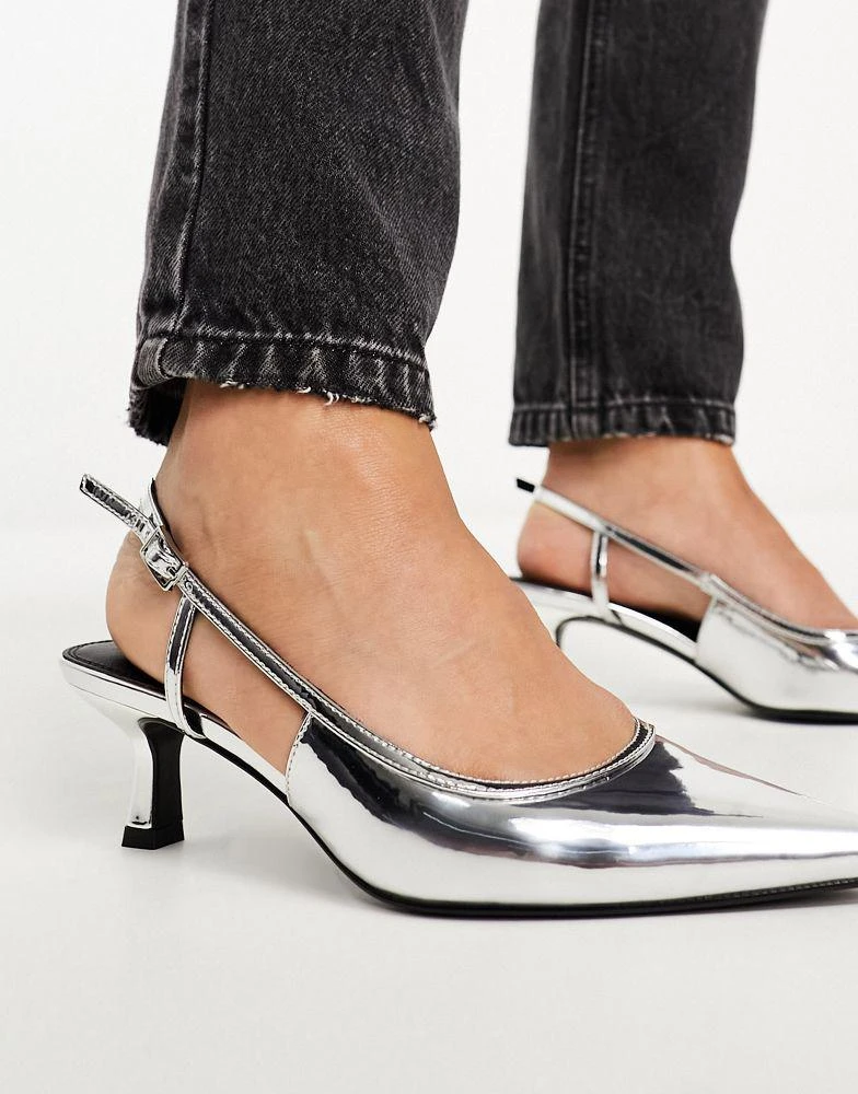 商品ASOS|ASOS DESIGN Wide Fit Strut slingback mid heeled shoes in silver,价格¥274,第3张图片详细描述