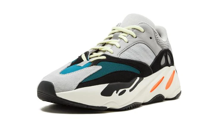 Adidas Yeezy Boost 700 运动鞋 商品