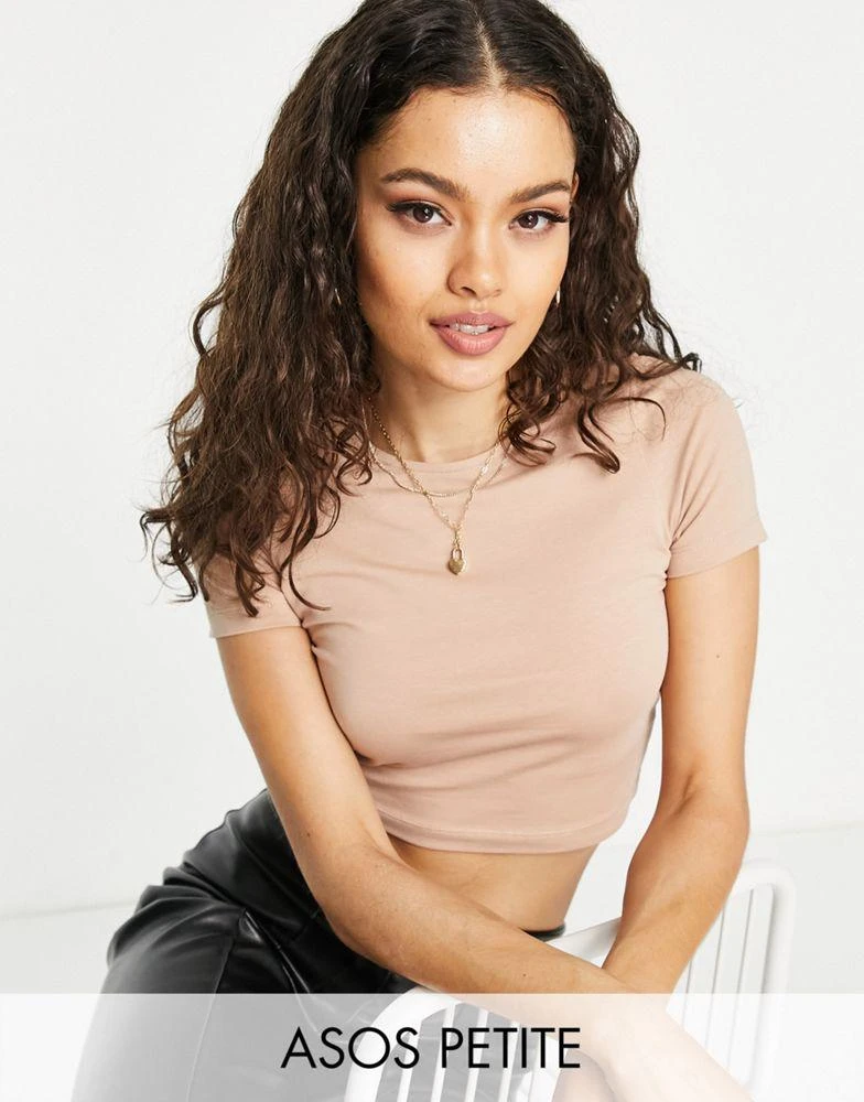 商品Echo Design|ASOS DESIGN Petite fitted crop t-shirt in taupe,价格¥76,第1张图片