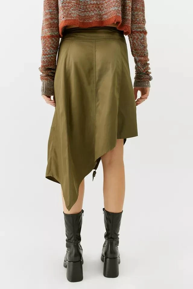 商品Urban Outfitters|UO Callix Ruched Cargo Midi Skirt,价格¥114,第3张图片详细描述