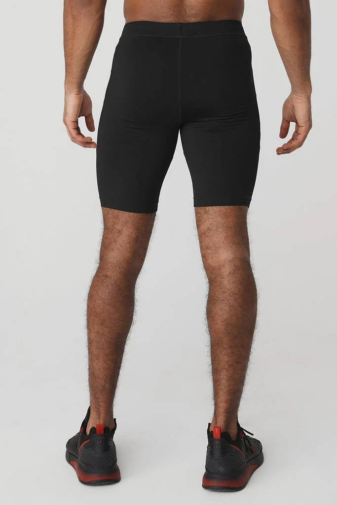 商品Alo|9” Warrior Compression Short - Jet Black,价格¥510,第2张图片详细描述