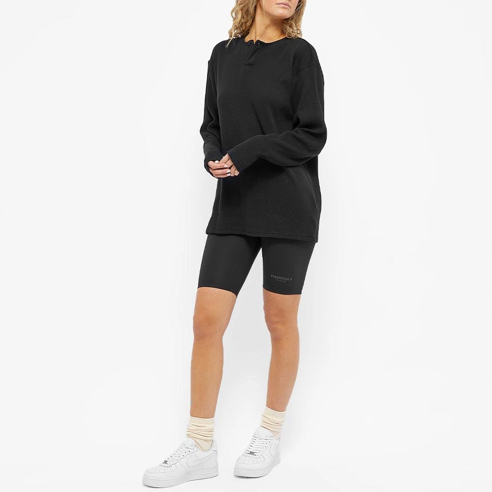 商品Essentials|Fear of God ESSENTIALS Athletic Biker Short - Black,价格¥627,第5张图片详细描述