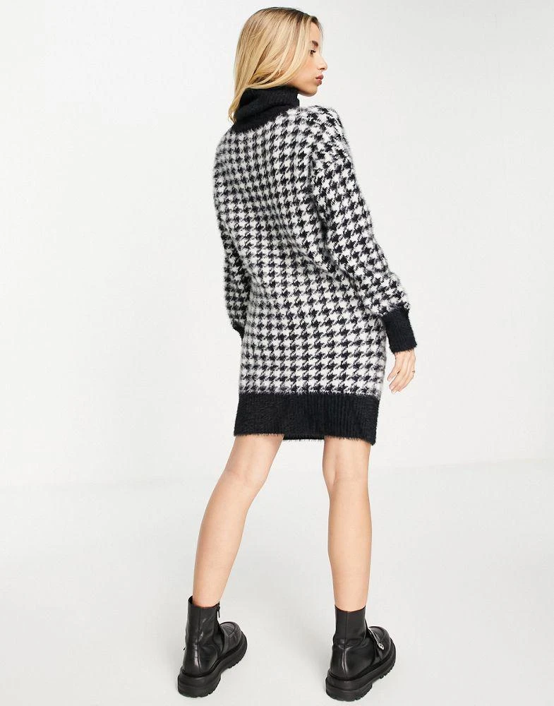 商品HYPE|Violet Romance fluffy knit high neck jumper dress in houndstooth,价格¥231,第2张图片详细描述