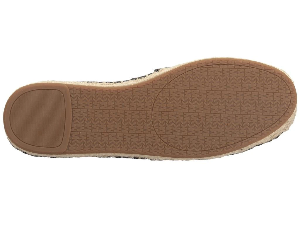 商品Michael Kors|Kendrick Slip-On,价格¥679,第3张图片详细描述