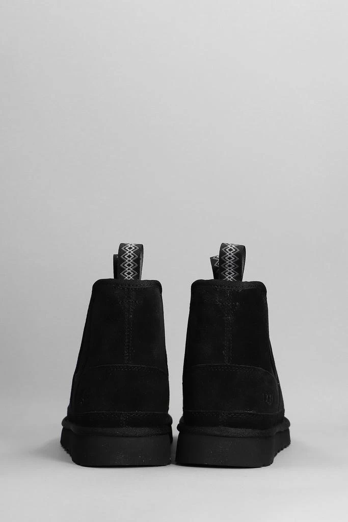 商品UGG|UGG Neumel Low Heels Ankle Boots In Black Suede,价格¥1631,第4张图片详细描述