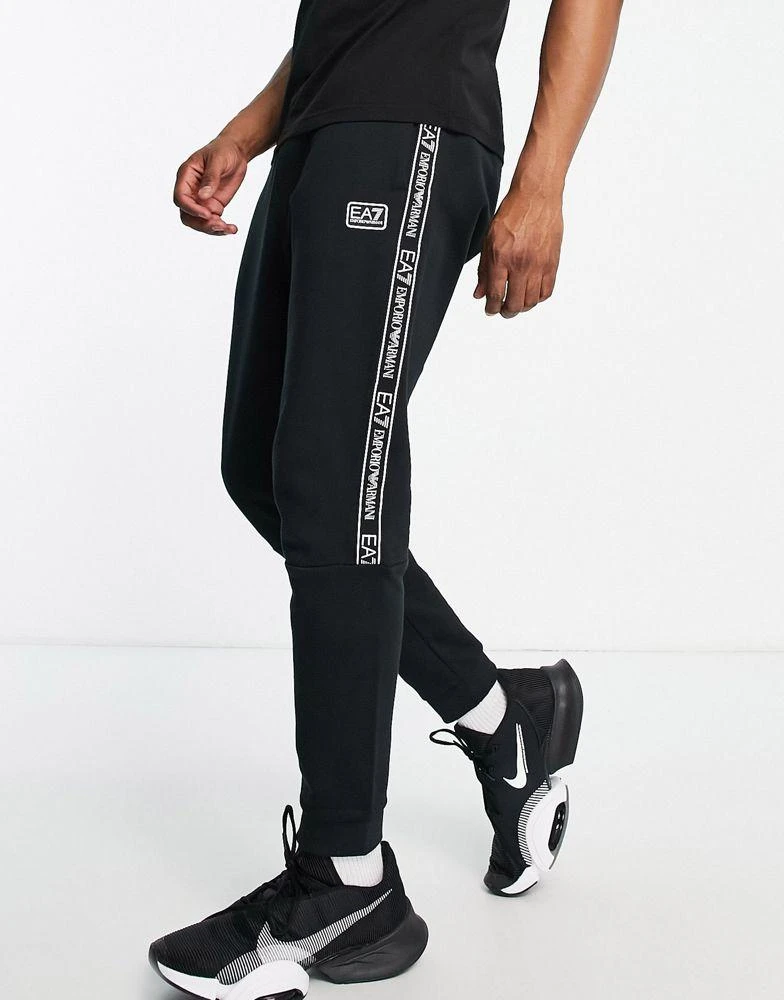 商品EA7|Armani EA7 taped logo joggers in black,价格¥973,第1张图片