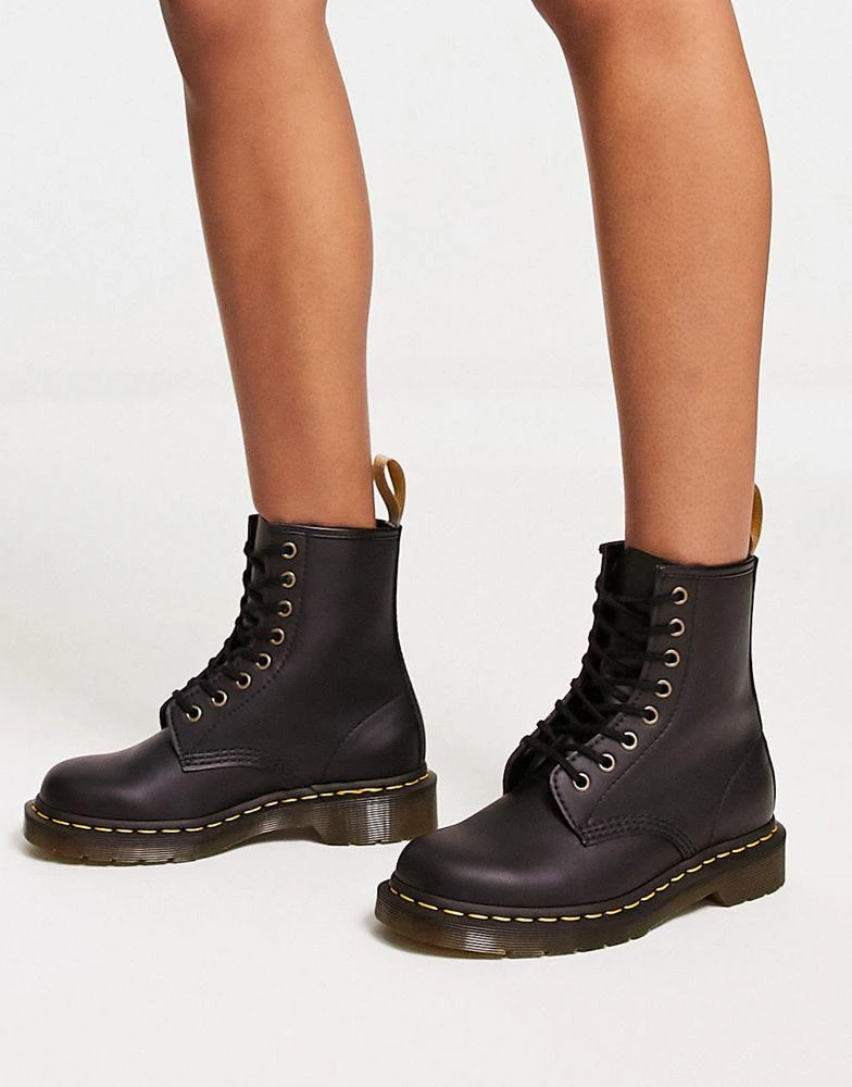 商品Dr. Martens|Dr Martens Vegan 1460 classic ankle boots in black,价格¥1547,第1张图片