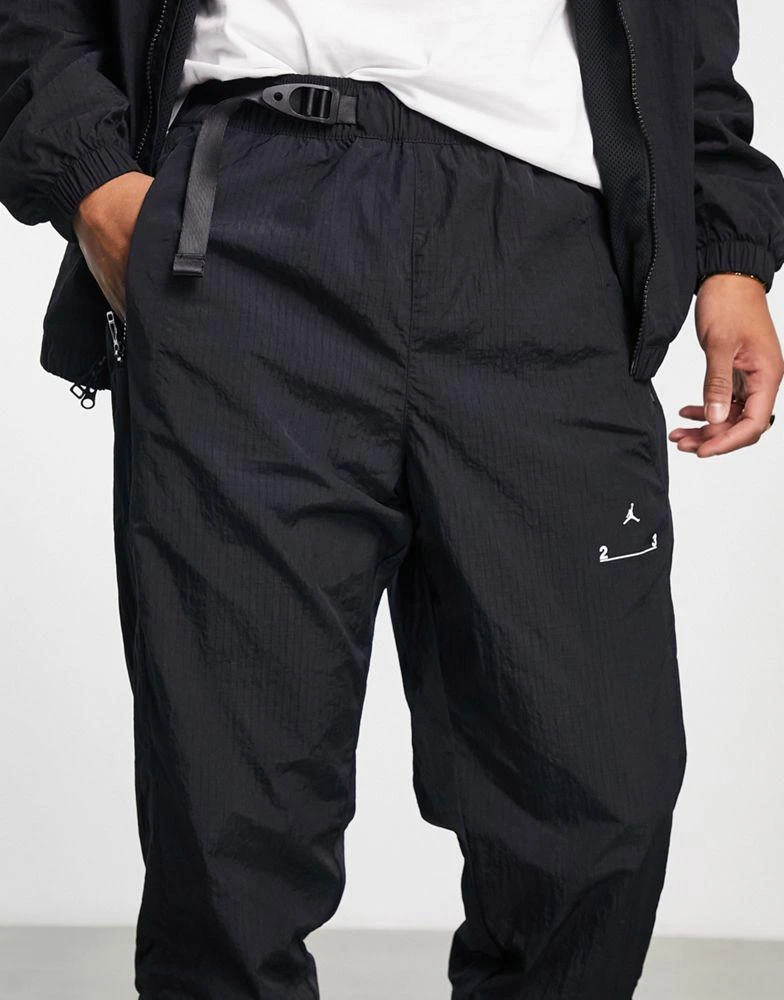 商品Jordan|Jordan 23 Engineered woven pant in black,价格¥720,第3张图片详细描述