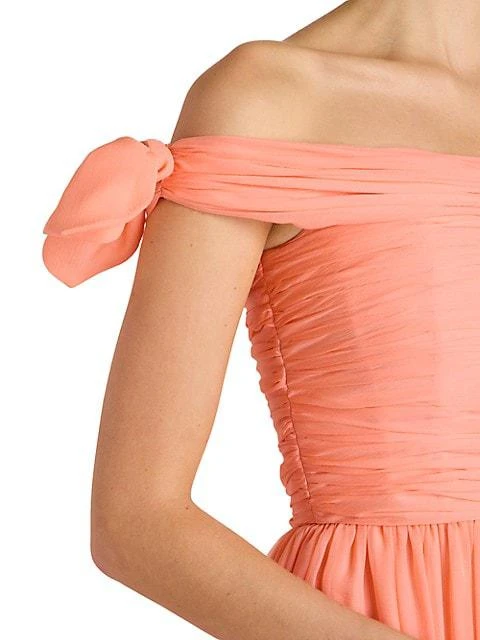 Silk Georgette Off-The-Shoulder Gown 商品