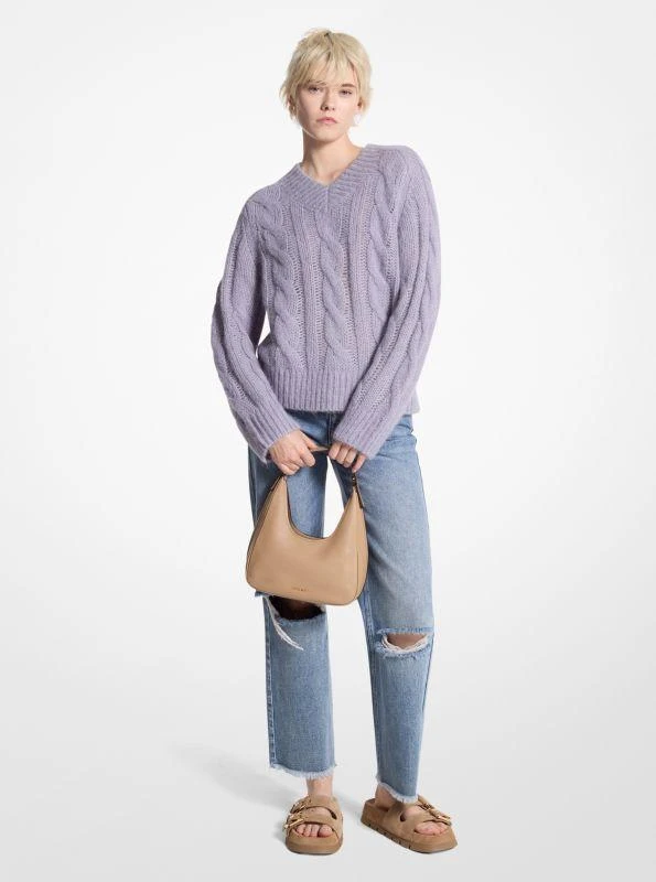 商品 Alpaca Blend Cable Knit Sweater 图