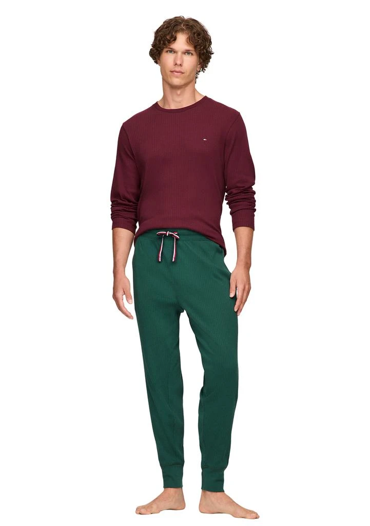 商品Tommy Hilfiger|Sueded Rib Sleep Crew Neck Shirt,价格¥89,第3张图片详细描述