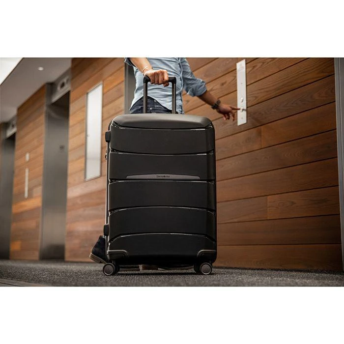 Outline Pro Large Spinner Suitcase 商品