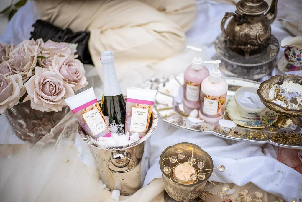 商品Camille Beckman|Glycerine Hand Therapy™ 6oz Winter Rose,价格¥141,第4张图片详细描述