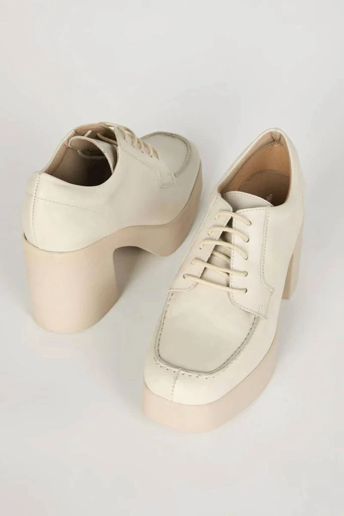 商品Intentionally Blank|Women'S Lowe Oxford Heel in Cream,价格¥1104,第3张图片详细描述