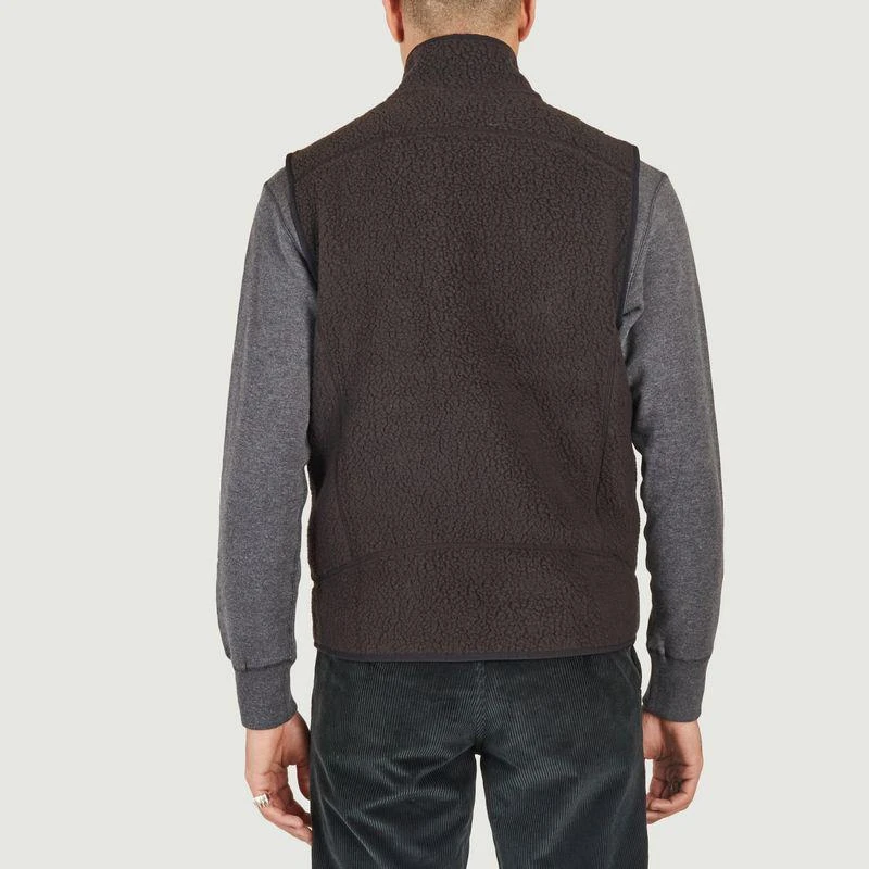 商品Patagonia|Retro Pile Sleeveless Fleece Vest Black PATAGONIA,价格¥688,第3张图片详细描述