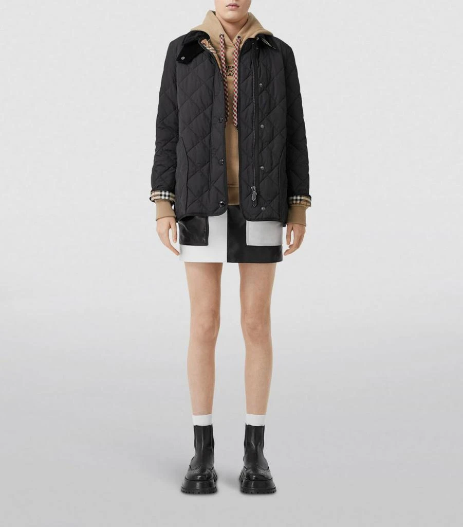 商品Burberry|Quilted Barn Jacket,价格¥10184,第2张图片详细描述