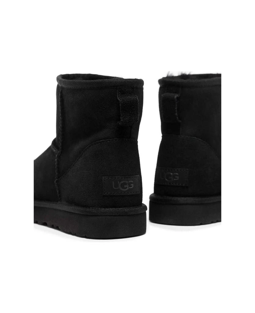 商品UGG|Classic Mini Black Leather Boots Woman,价格¥1556,第2张图片详细描述