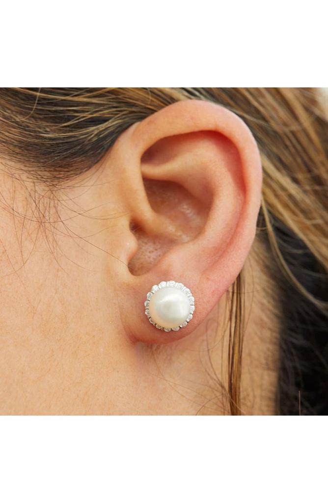 Sterling Silver Cultured Freshwater Pearl Halo Stud Earrings商品第2张图片规格展示