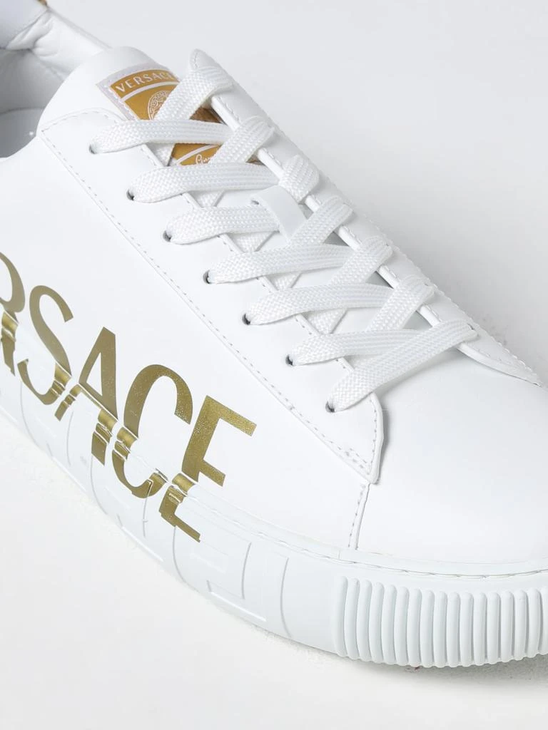 商品Versace|Versace sneakers in leather with printed logo,价格¥4752,第4张图片详细描述