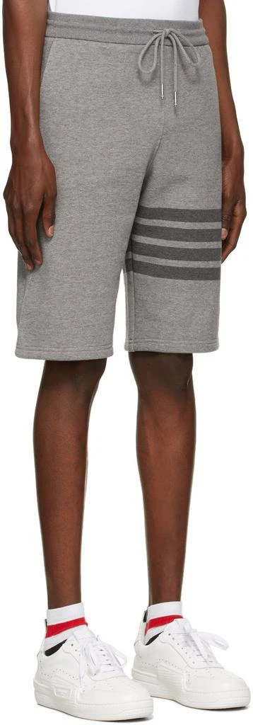 商品Thom Browne|灰色 Loopback 4-Bar 短裤,价格¥6525,第2张图片详细描述