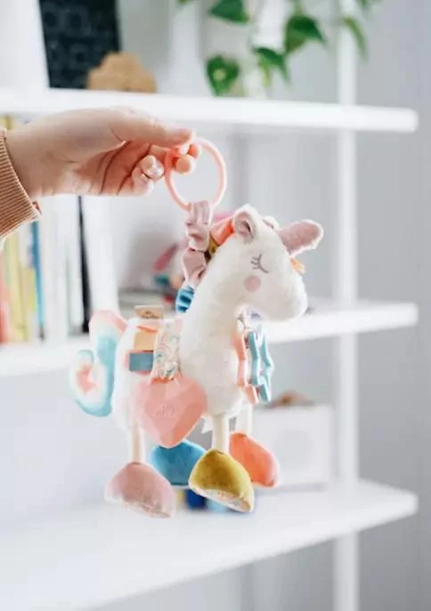 商品Itzy Ritzy|Baby Unicorn Link & Love Teething Activity Toy,价格¥150,第2张图片详细描述