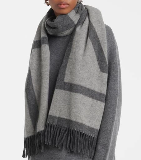 商品Totême|Striped wool scarf,价格¥2531,第2张图片详细描述
