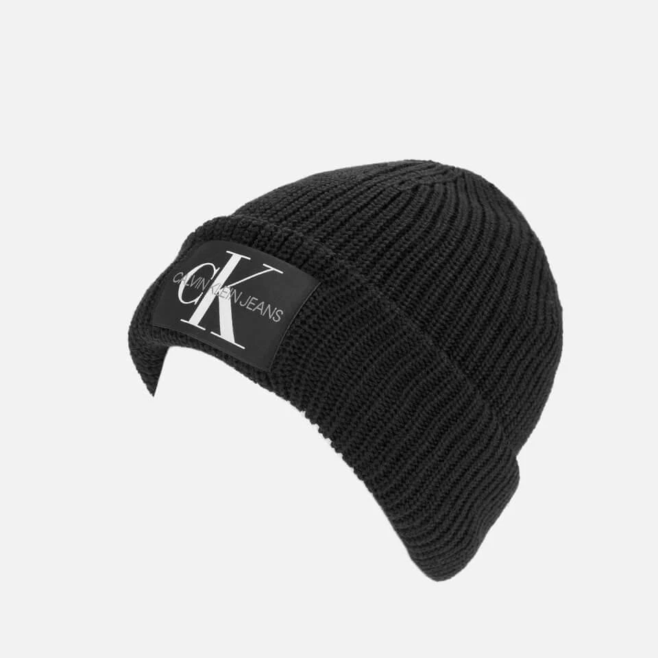 商品Calvin Klein|Calvin Klein Jeans Women's Monogram Beanie - Black,价格¥322,第2张图片详细描述