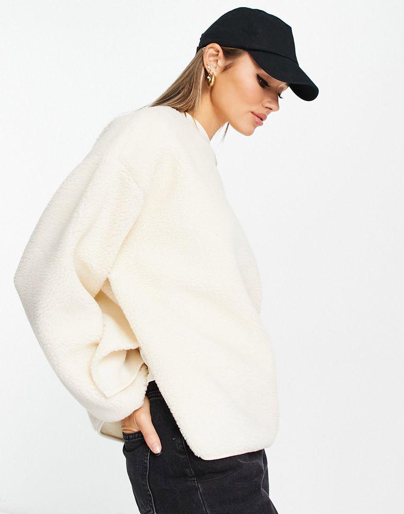 商品ASOS|ASOS DESIGN borg fleece sweatshirt in cream,价格¥254,第1张图片