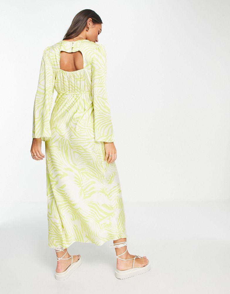 River Island printed midi dress in light green商品第2张图片规格展示