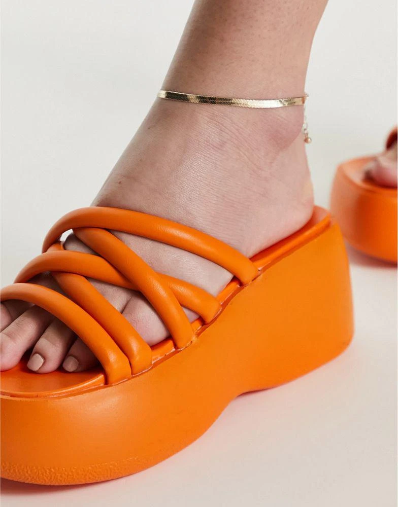 商品Daisy Street|Daisy Street chunky sole strappy sandals in orange,价格¥171,第4张图片详细描述