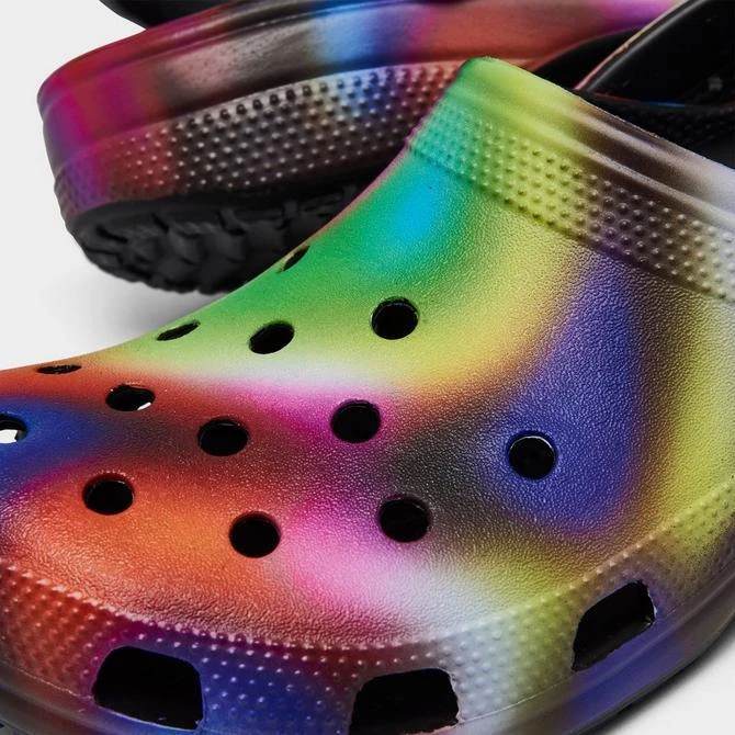 商品Crocs|Crocs Classic Solarized Clog Shoes (Men's Sizing),价格¥113,第3张图片详细描述